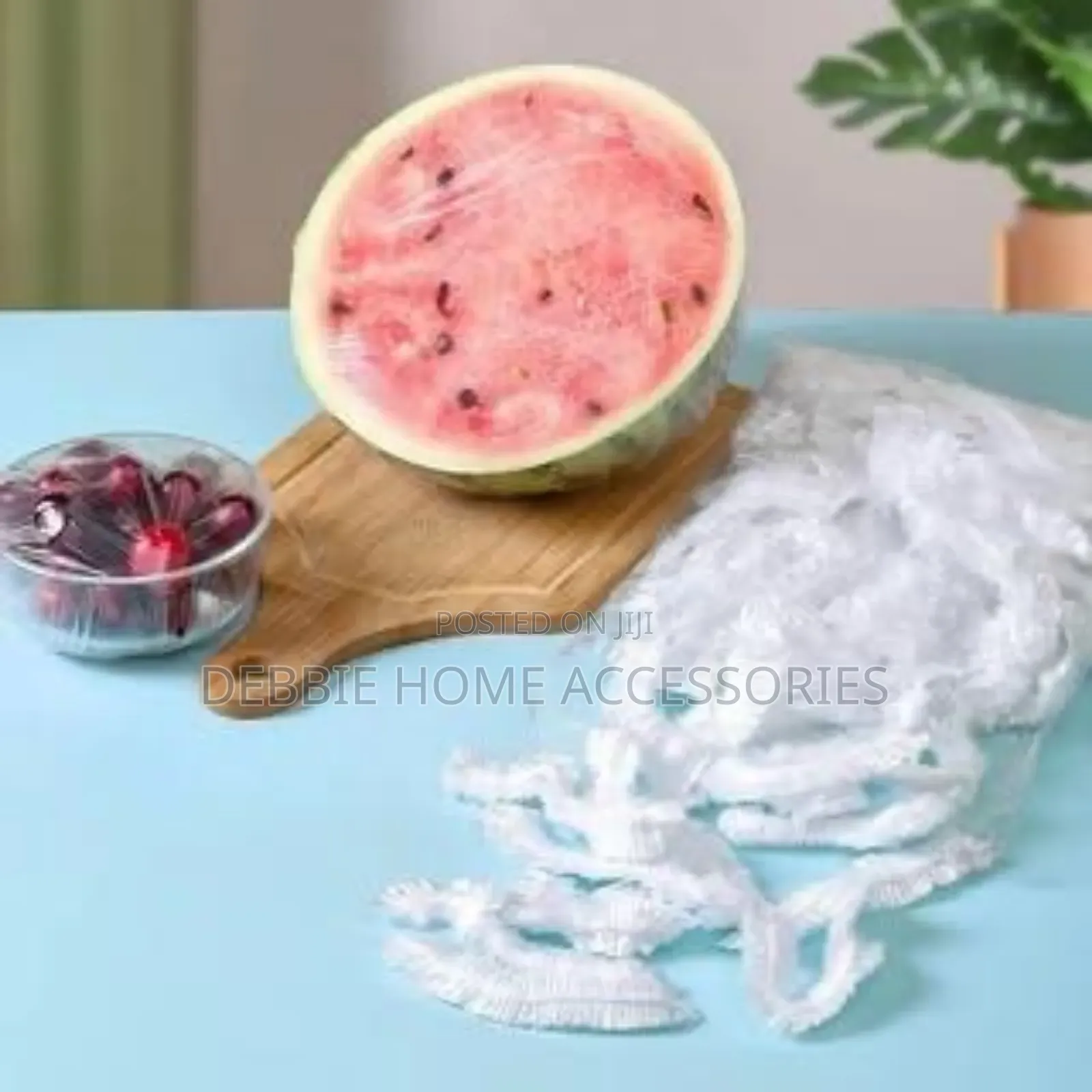 Bag of Disposable Elastic Plastic Food Covers.-100pcs
