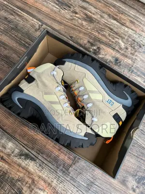 Caterpillar Oil Resistance Safety Boot