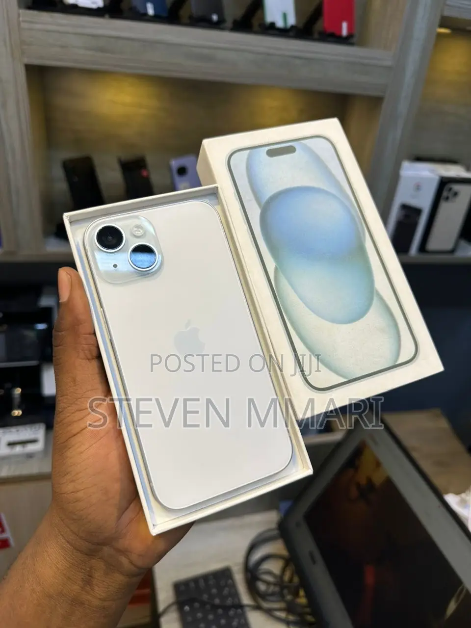 New Apple iPhone 15 128 GB Blue