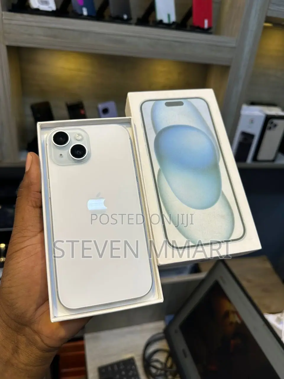 New Apple iPhone 15 128 GB Blue
