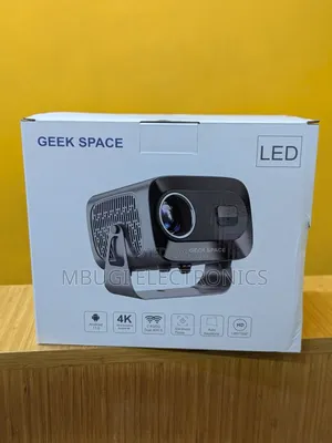 Geek Space Projector Smart Dual Wifi