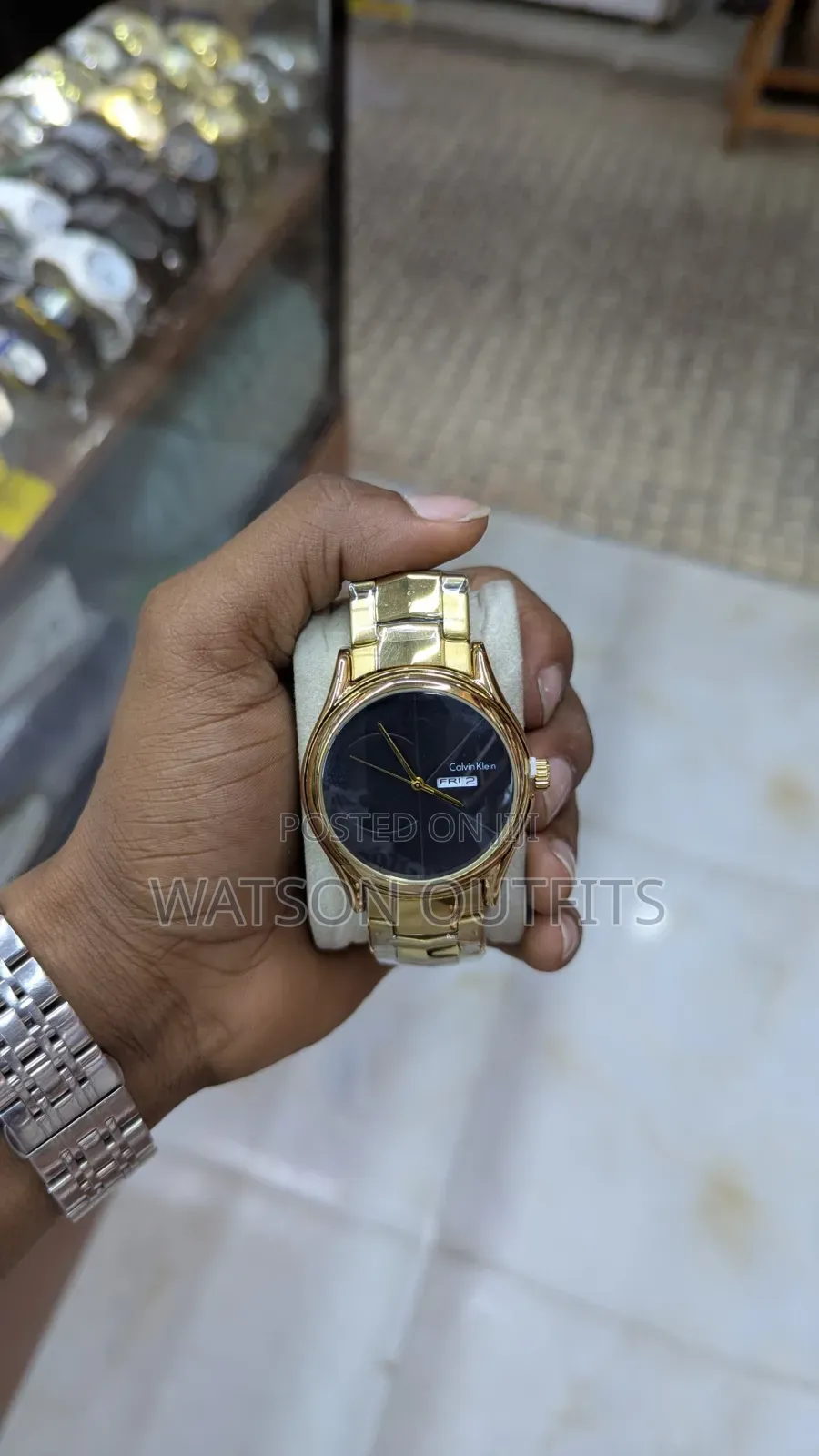 Saa or Watches Water Resistant Stainless Steel Unisex
