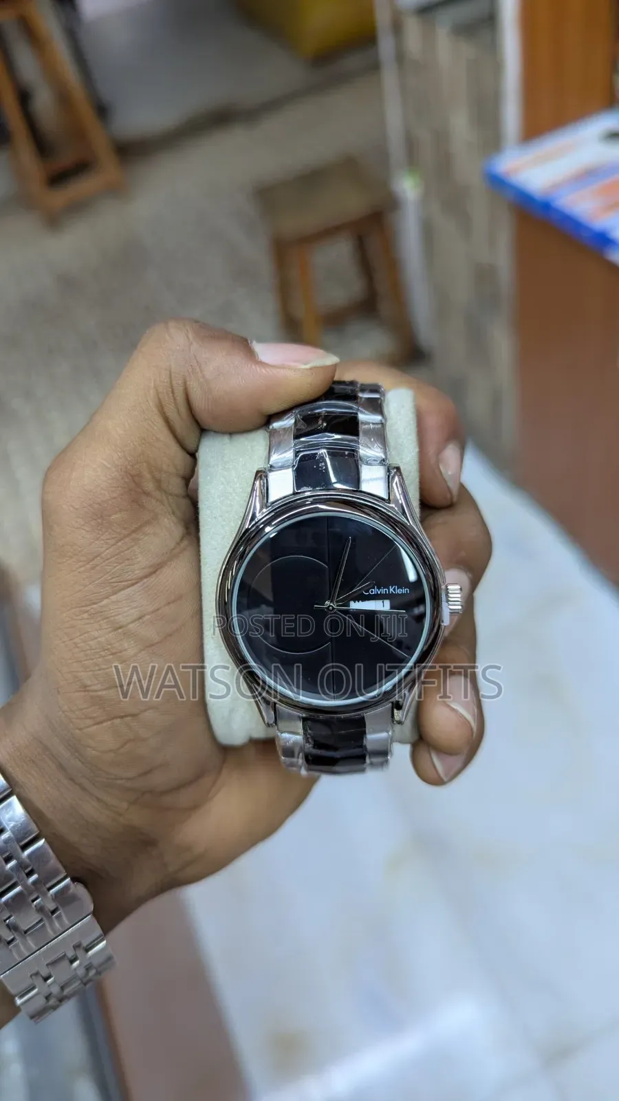 Saa or Watches Water Resistant Stainless Steel Unisex