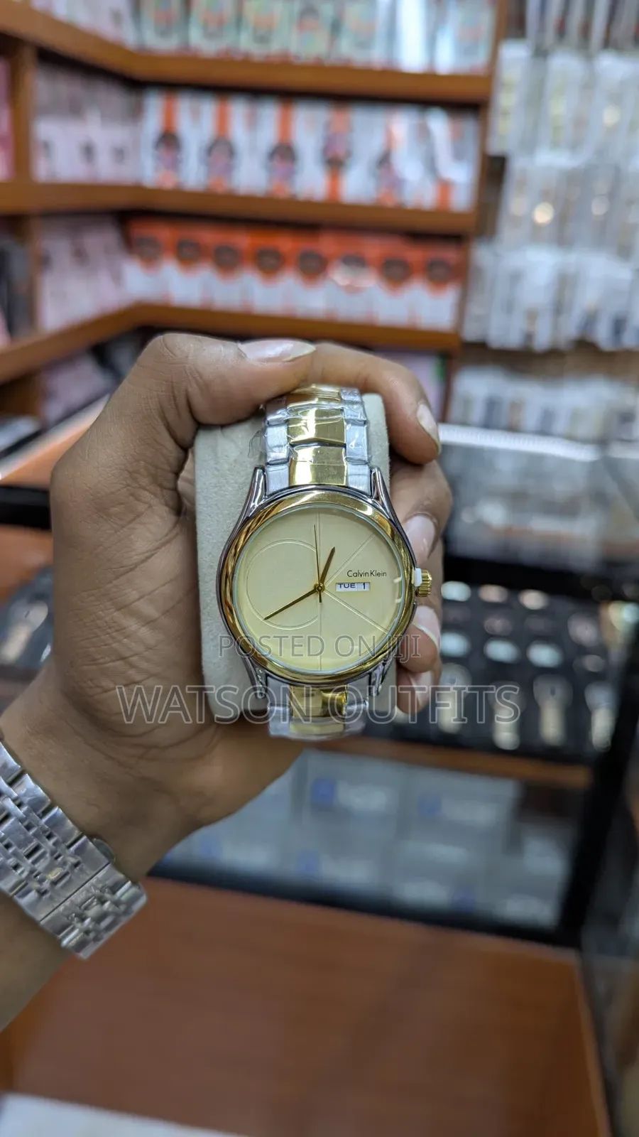 Saa or Watches Water Resistant Stainless Steel Unisex