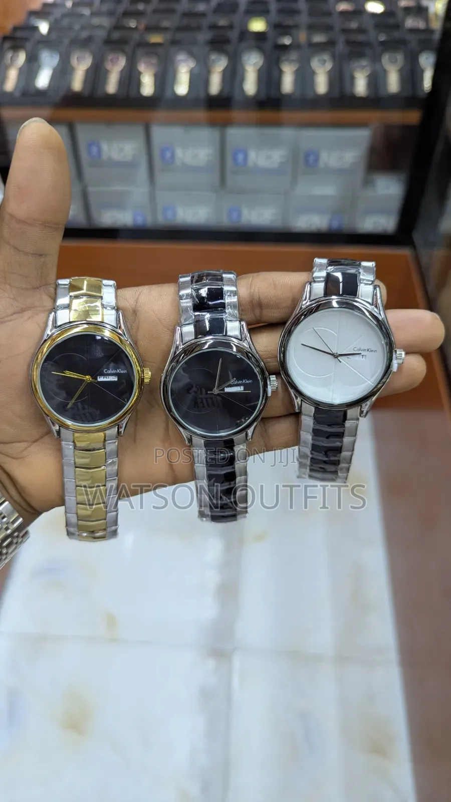 Saa or Watches Water Resistant Stainless Steel Unisex