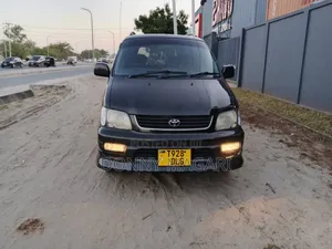 Toyota Noah 2003 Black