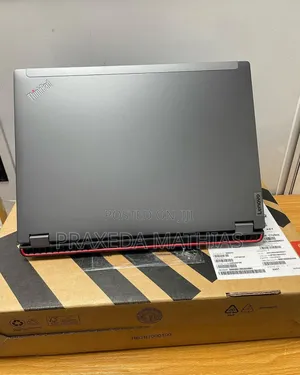 Laptop Lenovo Thinkpad P15s 96GB Intel Core I9 SSD 2T