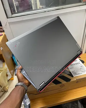 Laptop Lenovo Thinkpad P15s 96GB Intel Core I9 SSD 2T