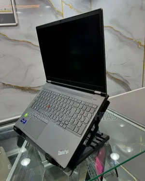 Laptop Lenovo Thinkpad P15s 96GB Intel Core I9 SSD 2T