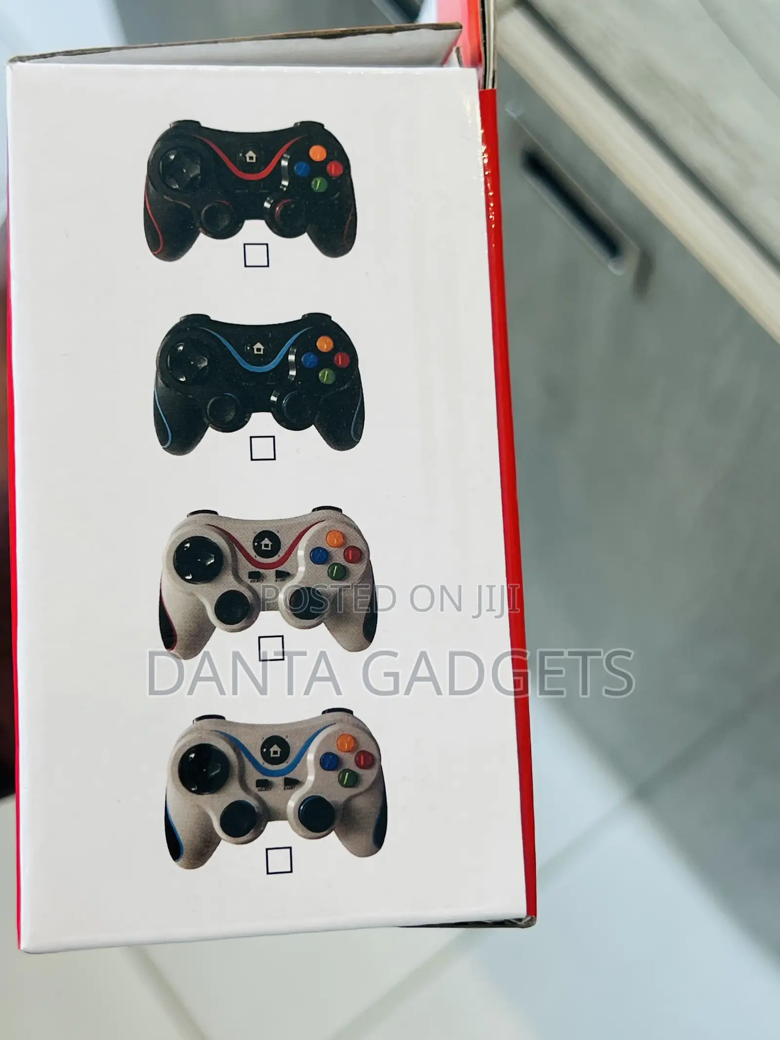 V8 Game Pad