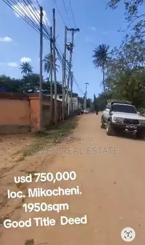 Plot Inauzwa Mikocheni Regent