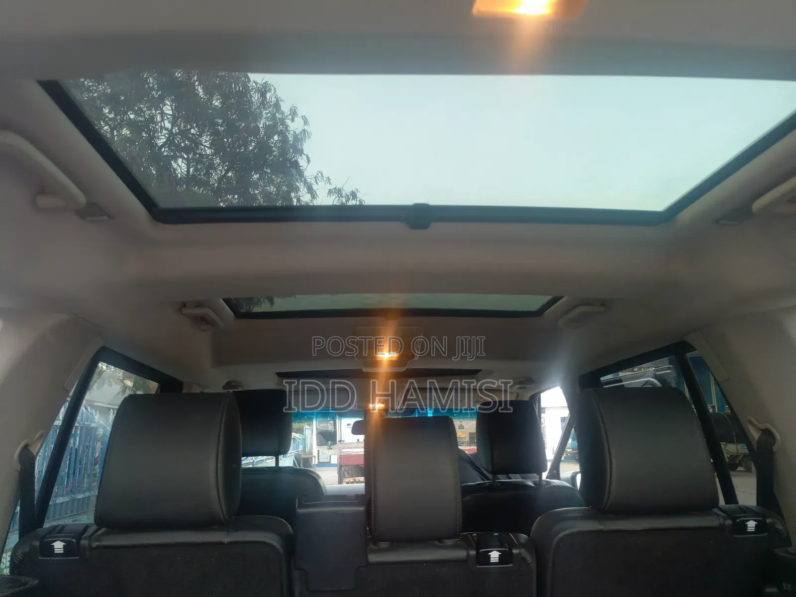 Land Rover Discovery 2013 Silver