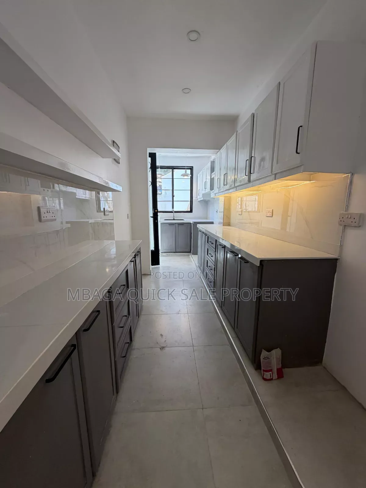 3bdrm House in Upanga for rent