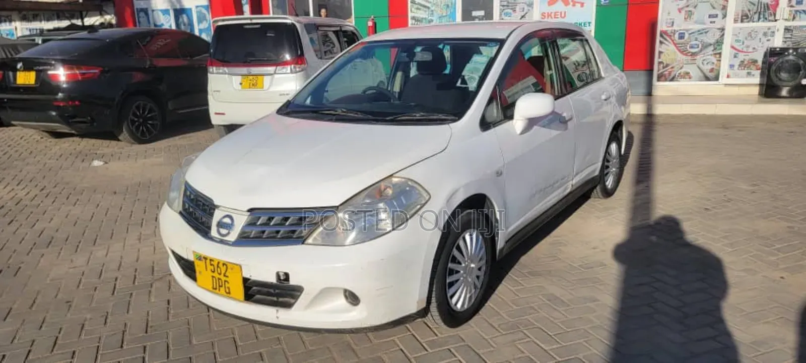 Nissan Tiida 2005 White