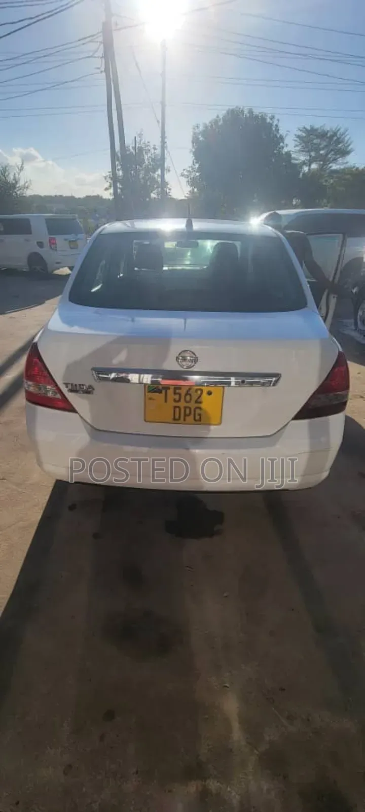 Nissan Tiida 2005 White