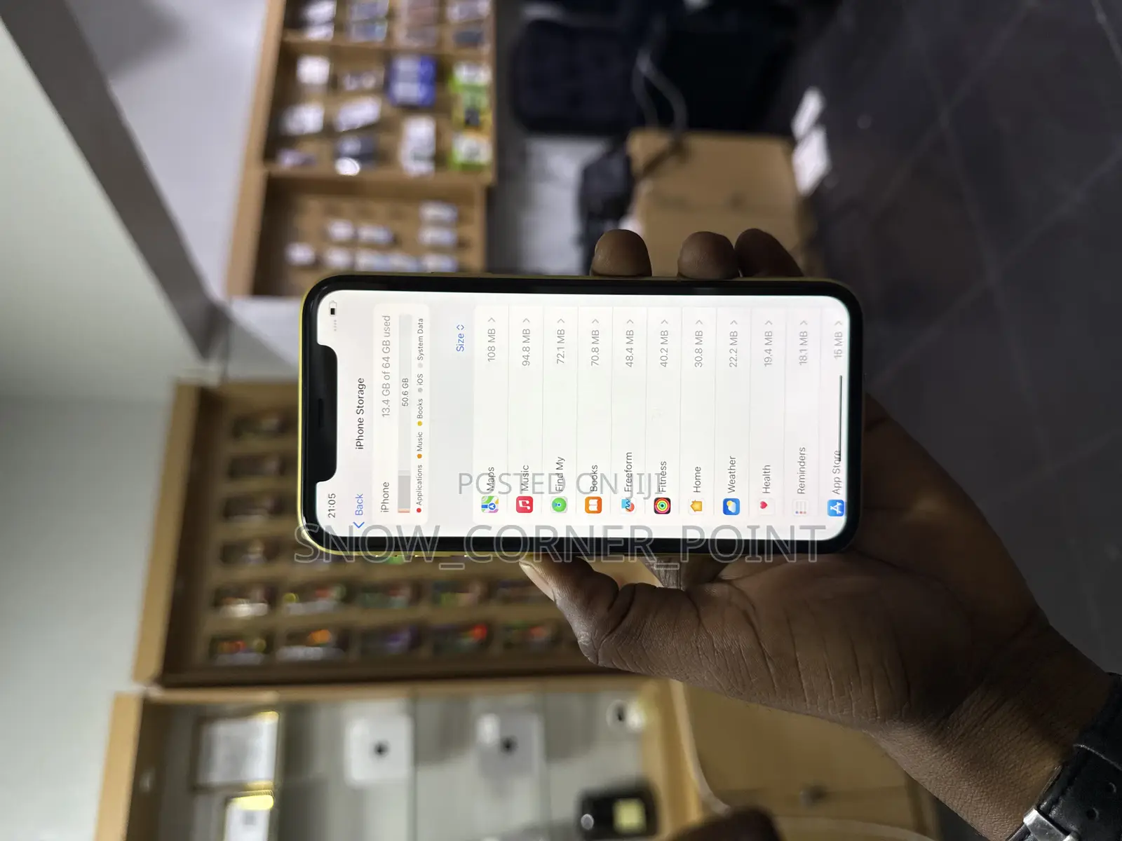 Apple iPhone 11 64 GB Yellow