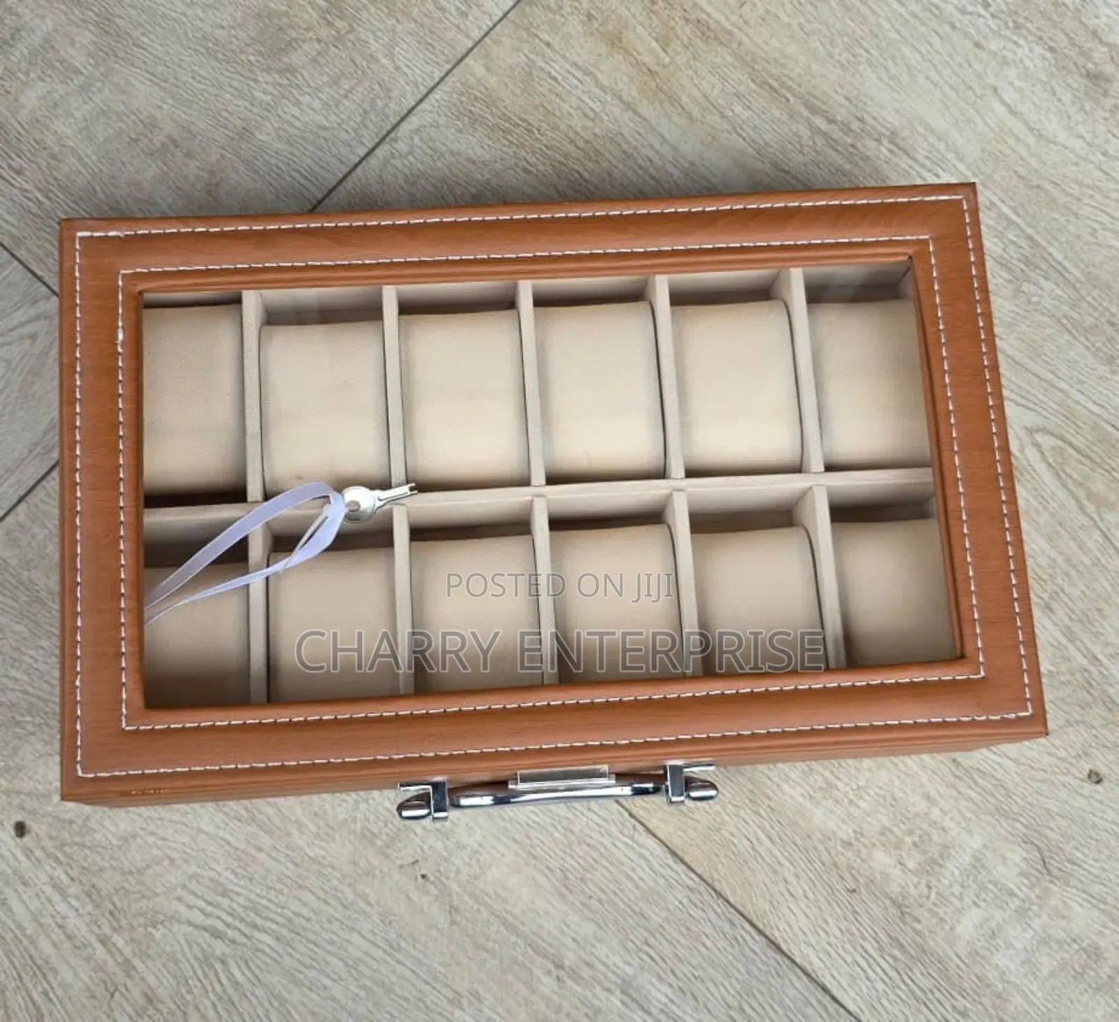 Classic Storage Box Available in Four Colors for Jewelries, Etc