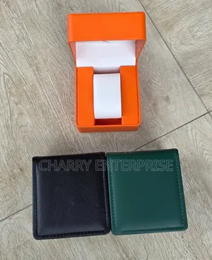 Classic Gift Box 1 Slot Black, Orange, Green and Red