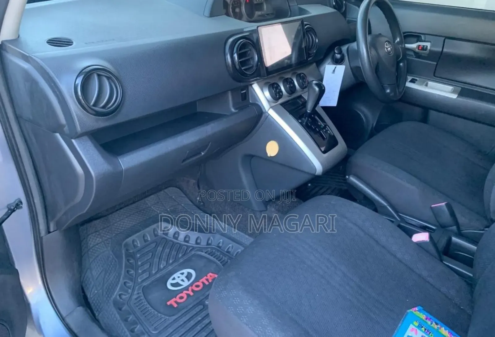 Toyota Corolla Rumion 2010 Gray