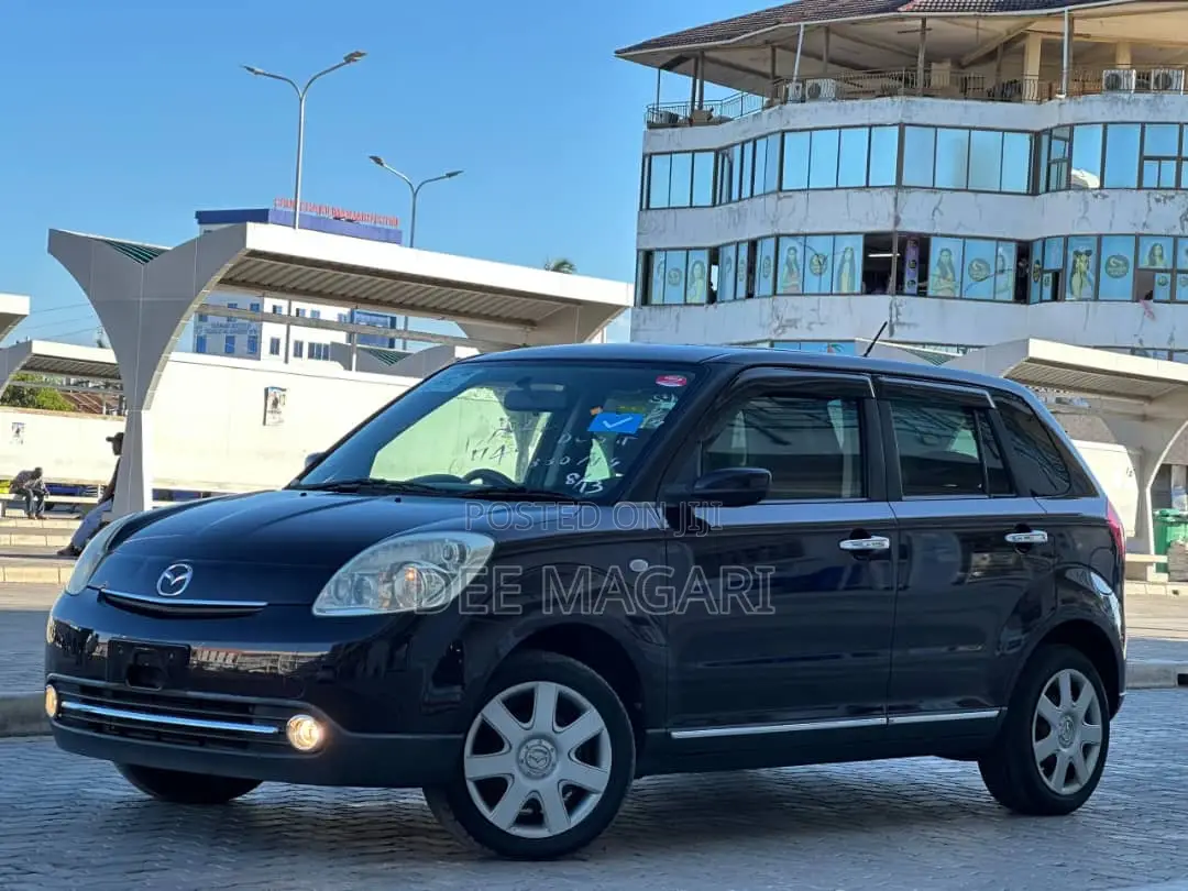 Mazda Verisa 2008 Black