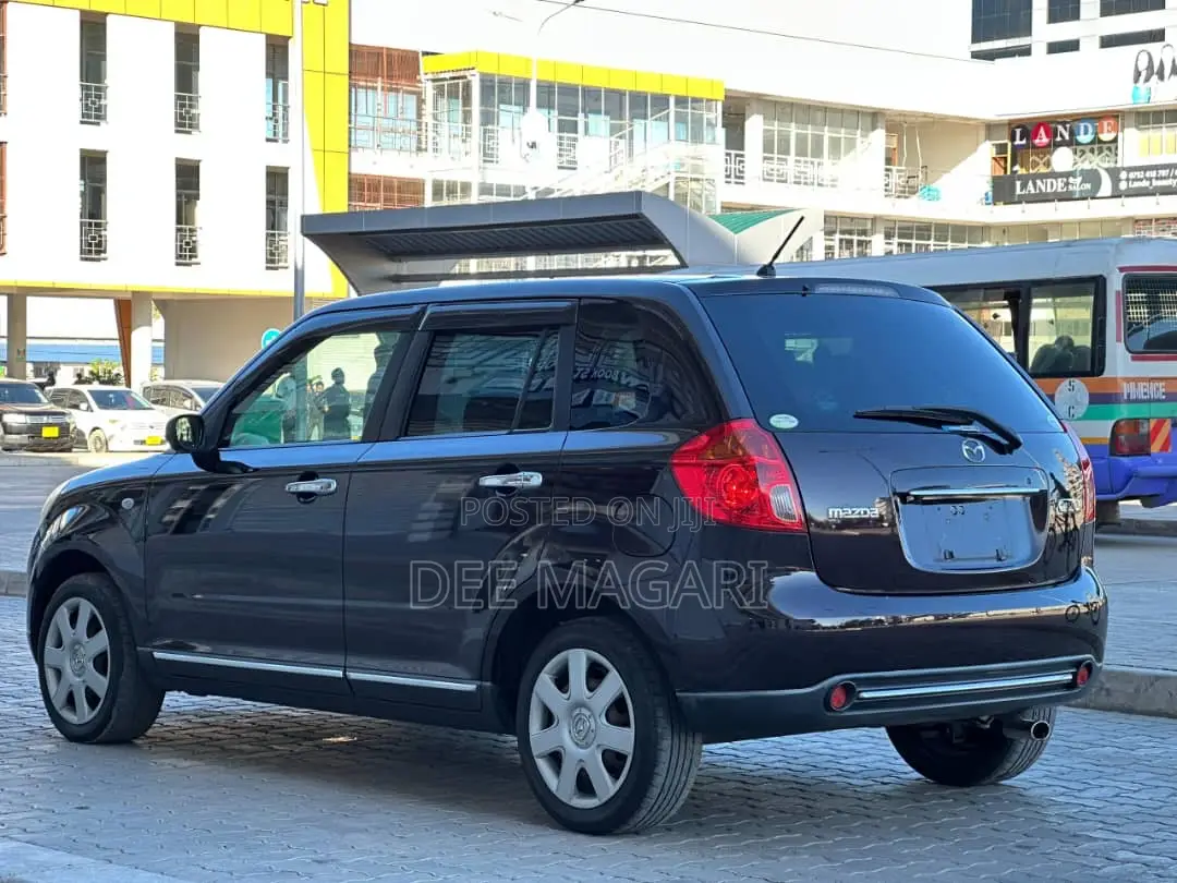 Mazda Verisa 2008 Black