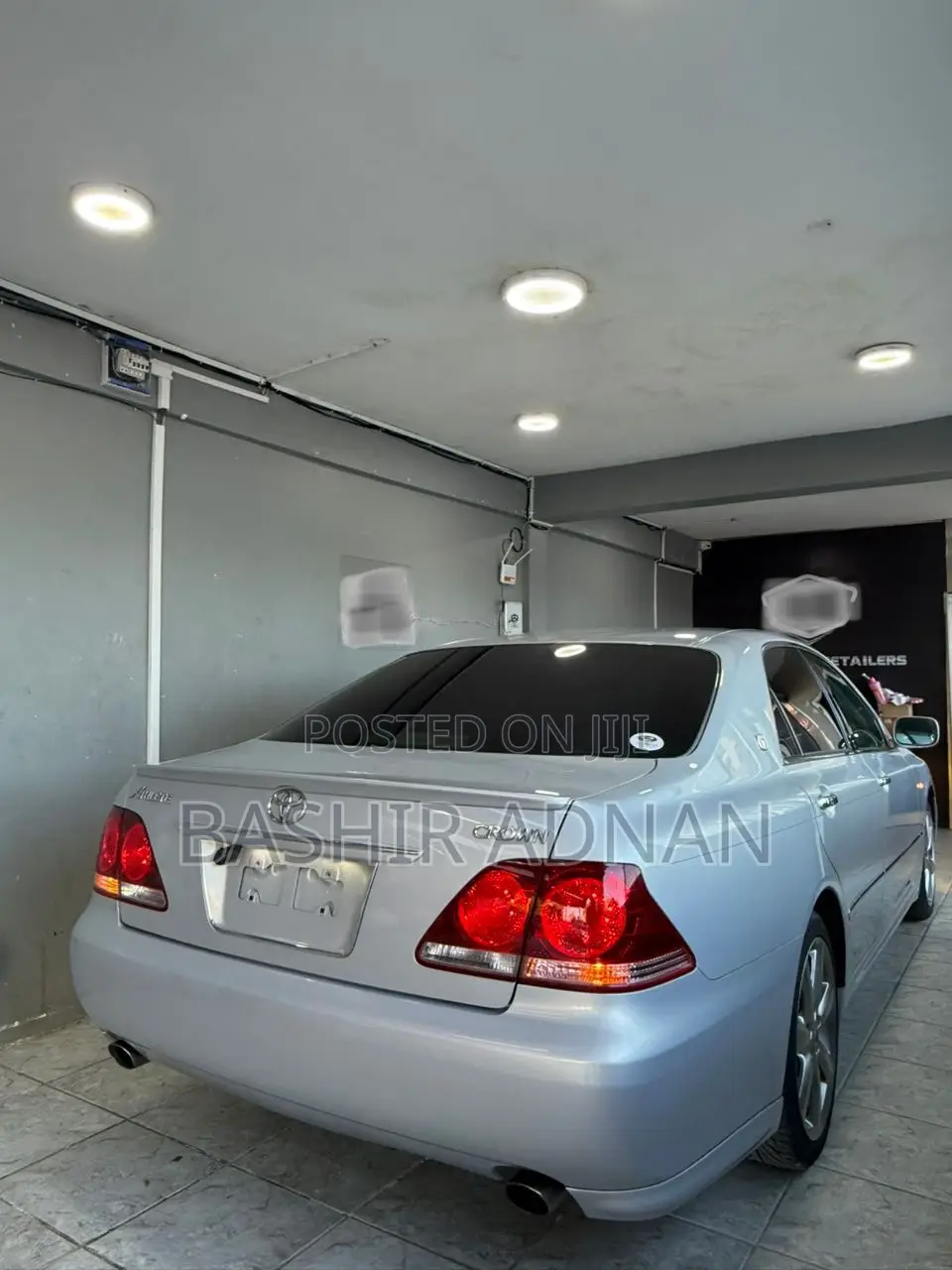 Toyota Crown 2006 Gray