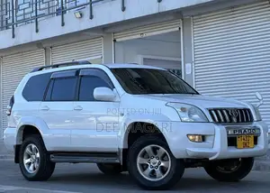 Toyota Land Cruiser Prado 2005 White