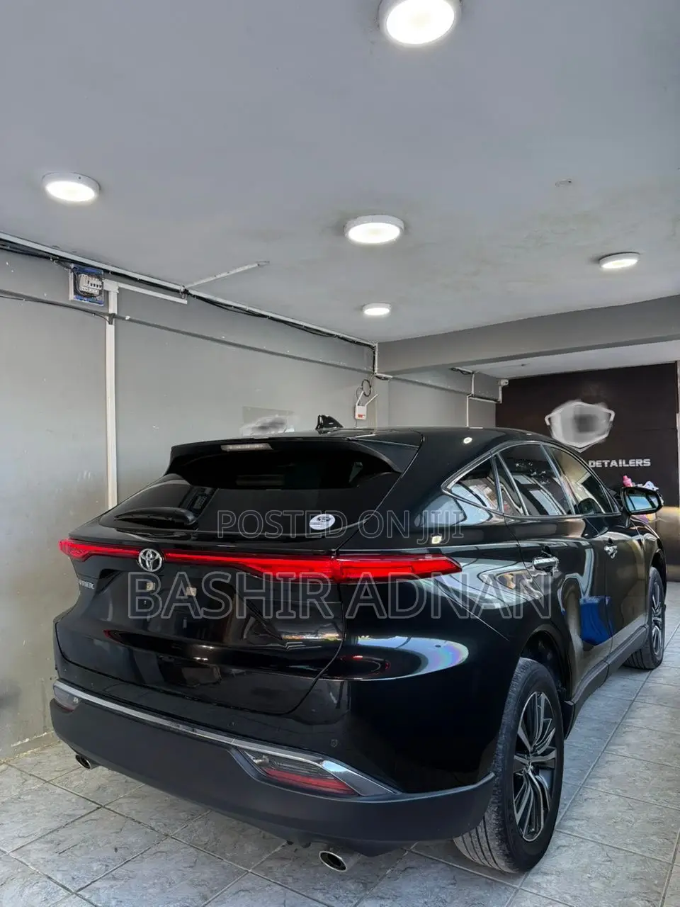 Toyota Harrier 2.0 2020 Matt Black