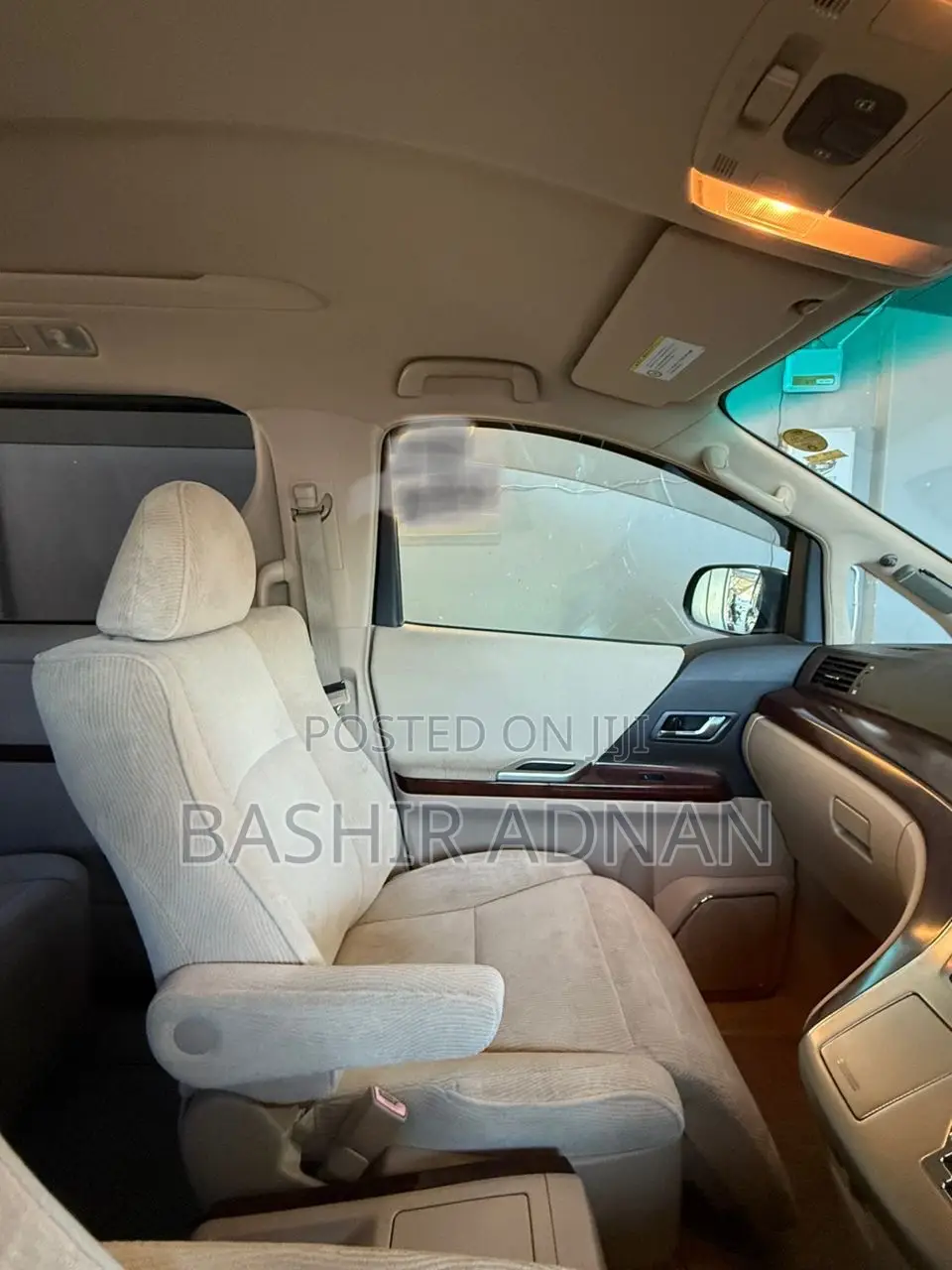 Toyota Alphard 2.4 Petrol FWD 2008 Black