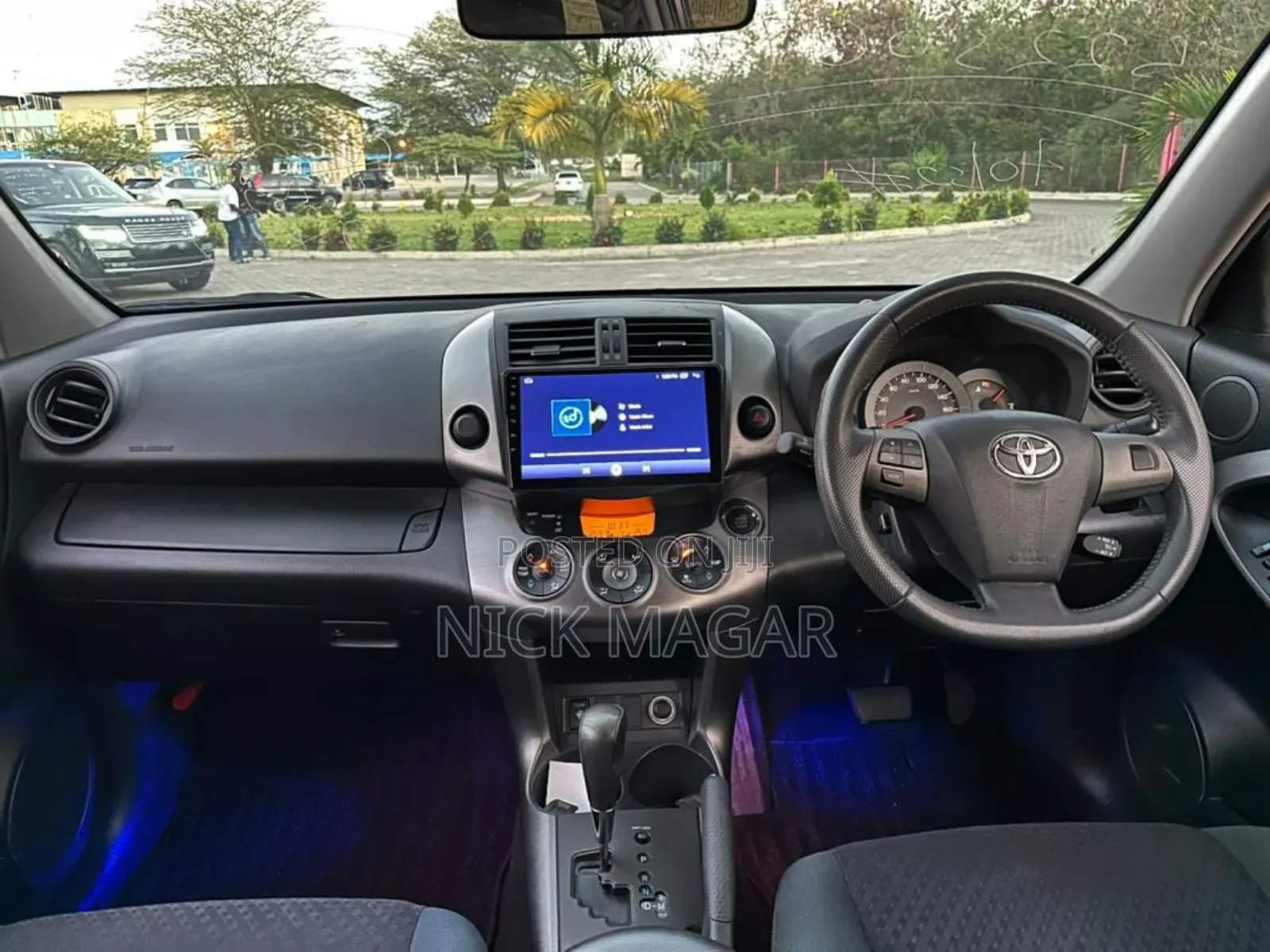 Toyota Vanguard 2012 Black