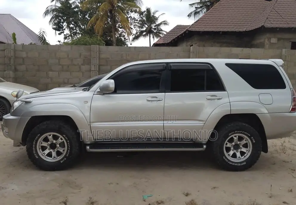 Toyota Hilux Surf 2006 Silver