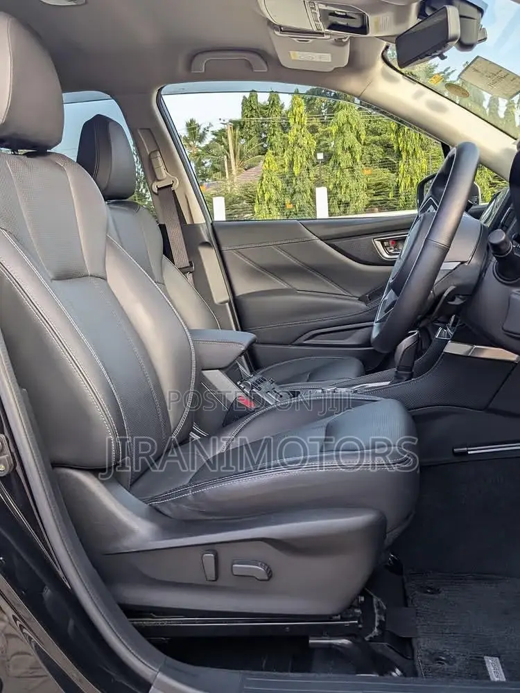 Subaru Forester Premium AWD 2020 Blue