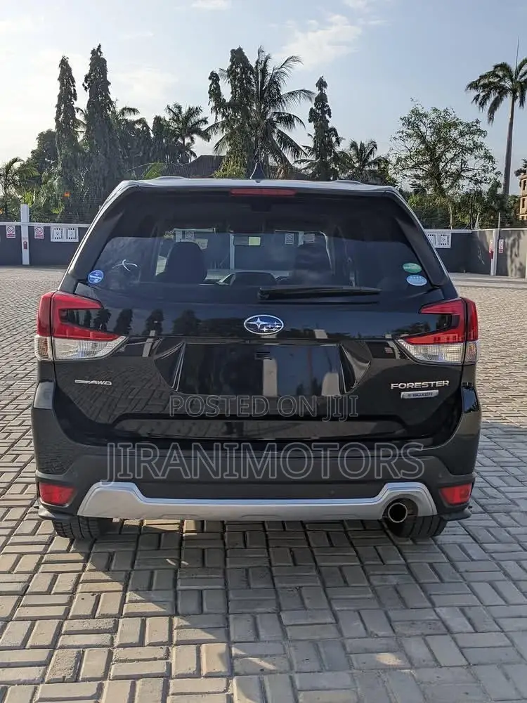 Subaru Forester Premium AWD 2020 Blue