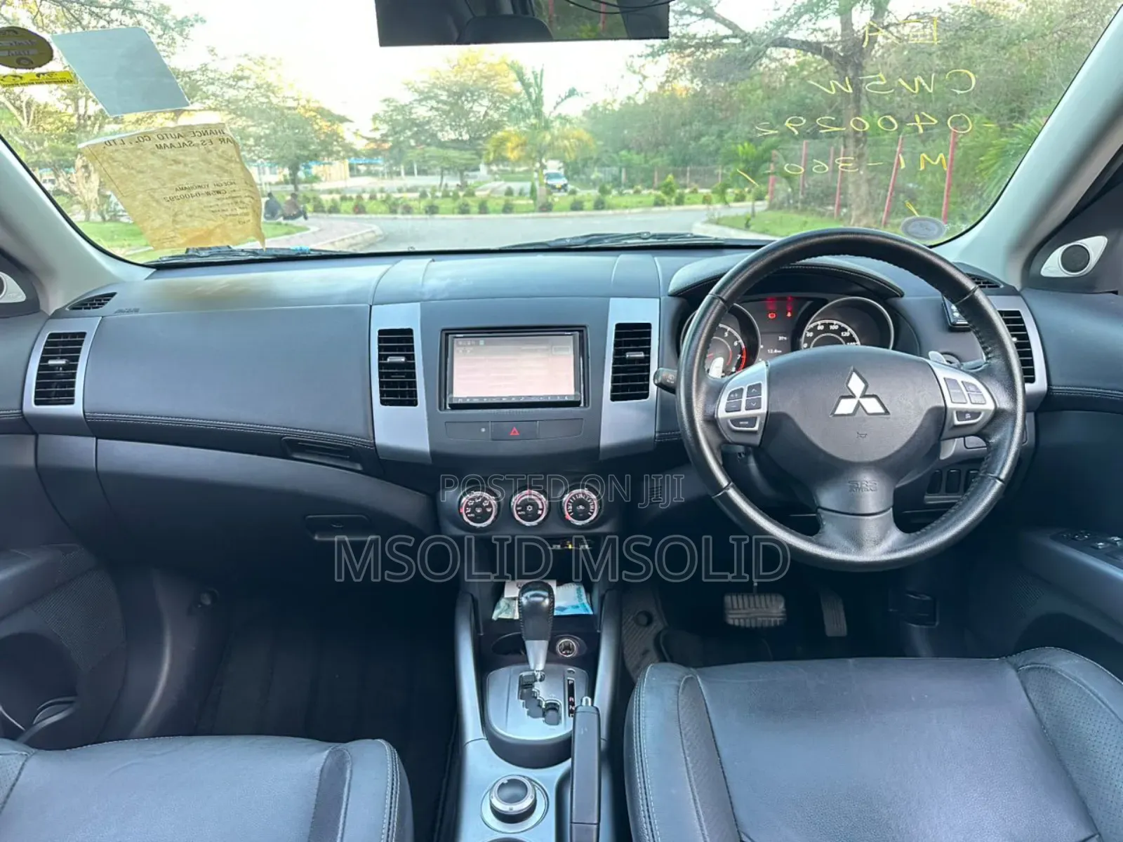 Mitsubishi Outlander 2012 Black