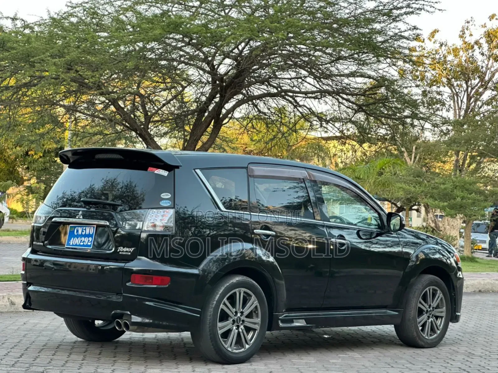 Mitsubishi Outlander 2012 Black