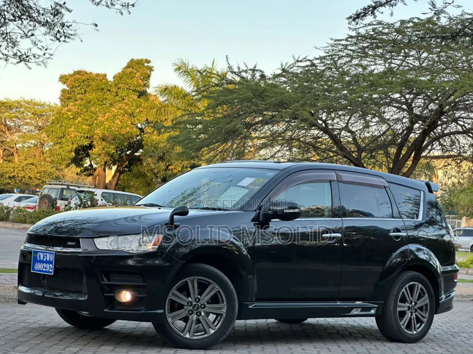 Mitsubishi Outlander 2012 Black