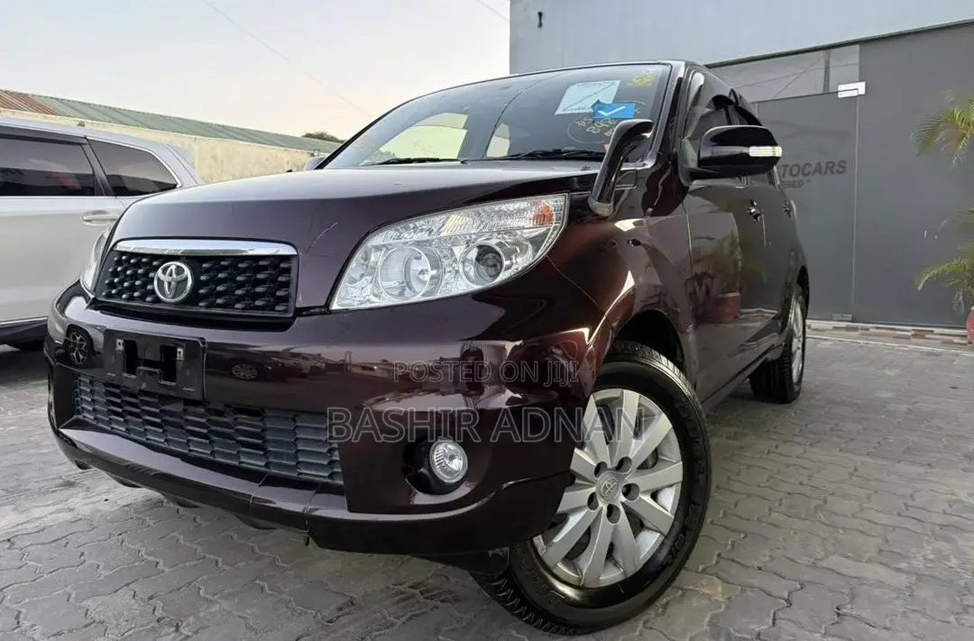 Toyota Rush 1.5 RWD 2014 Black