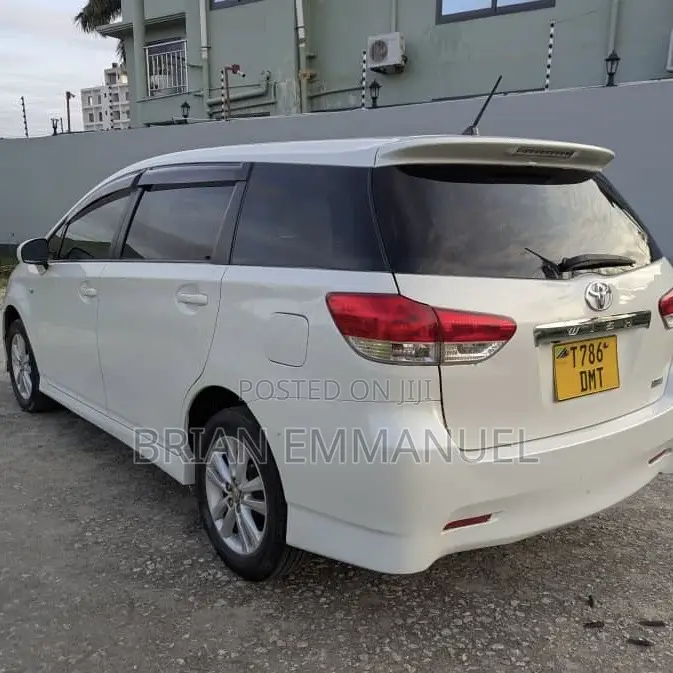 Toyota Wish 2009 White