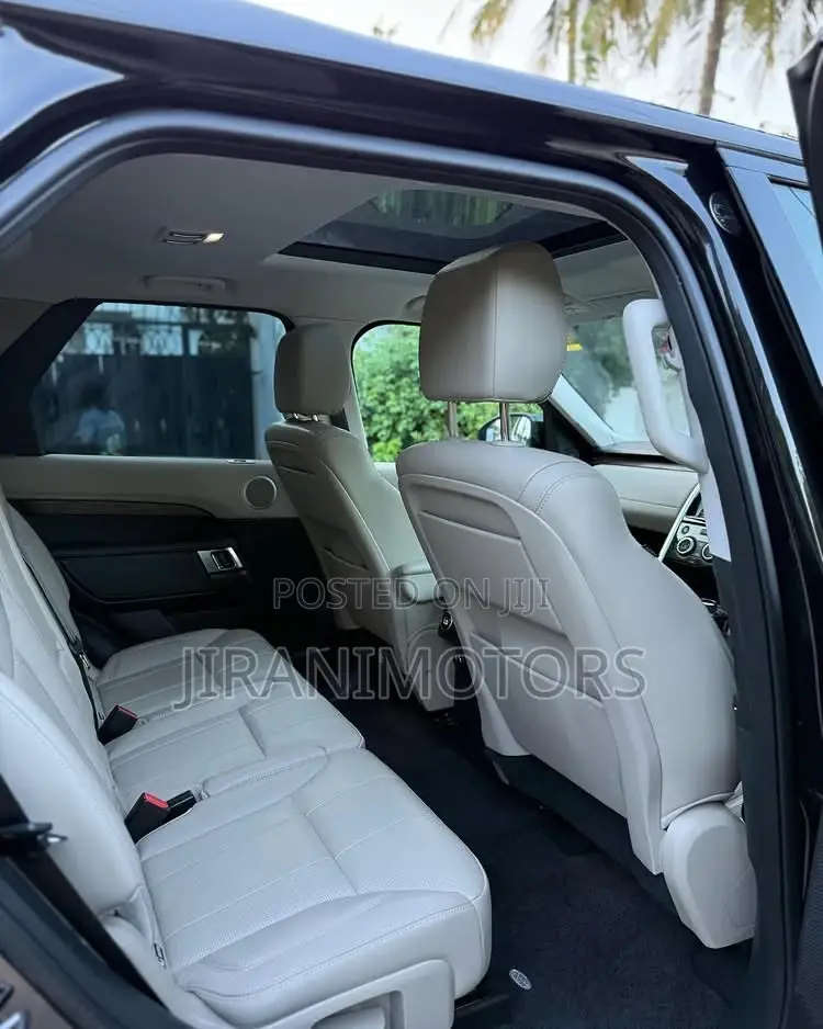 Land Rover Discovery Sport HSE 2018 Black