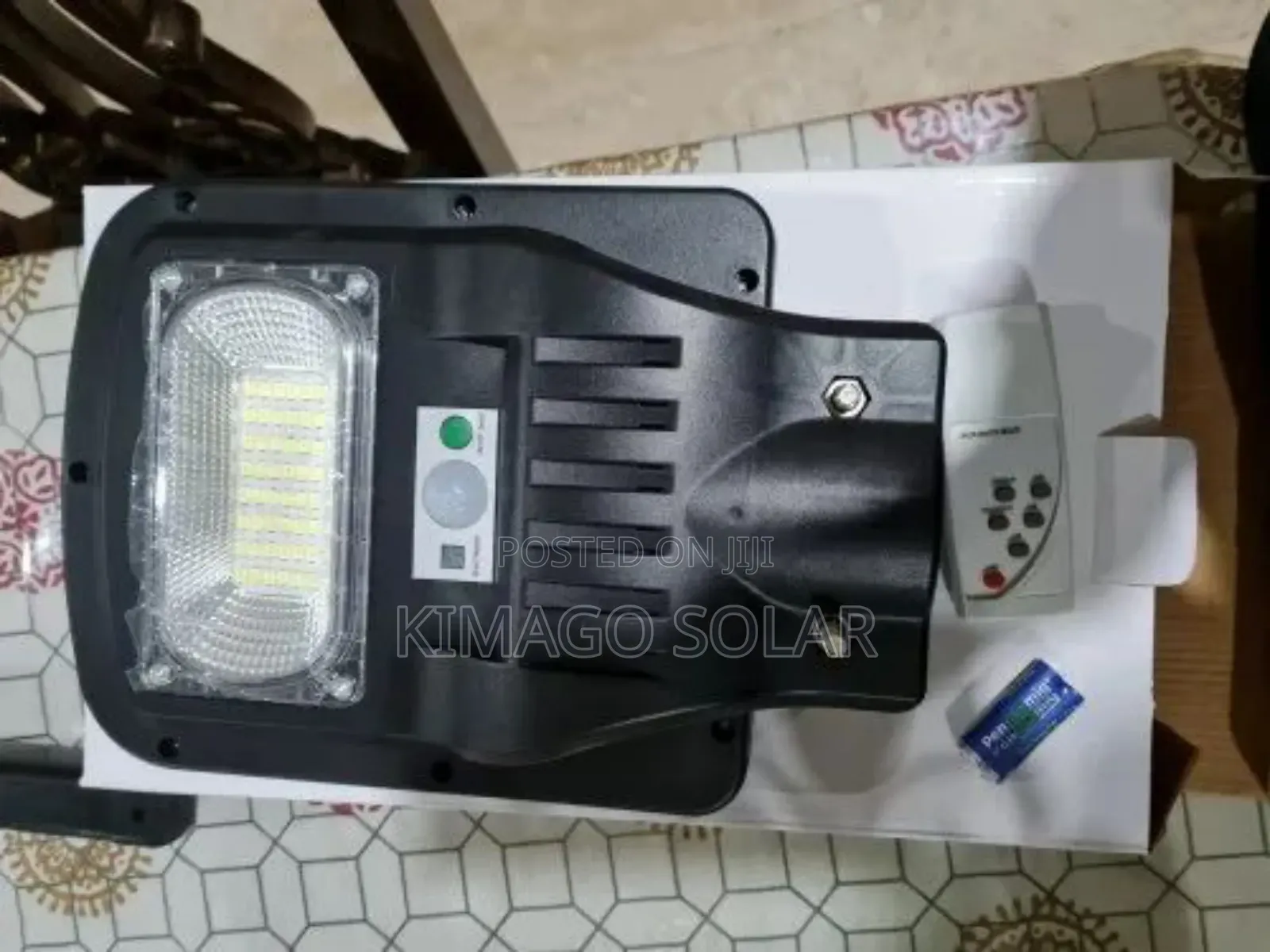 Tumia Leo Taa Ya Solar 50w Yenye Betri Kali Na Remote