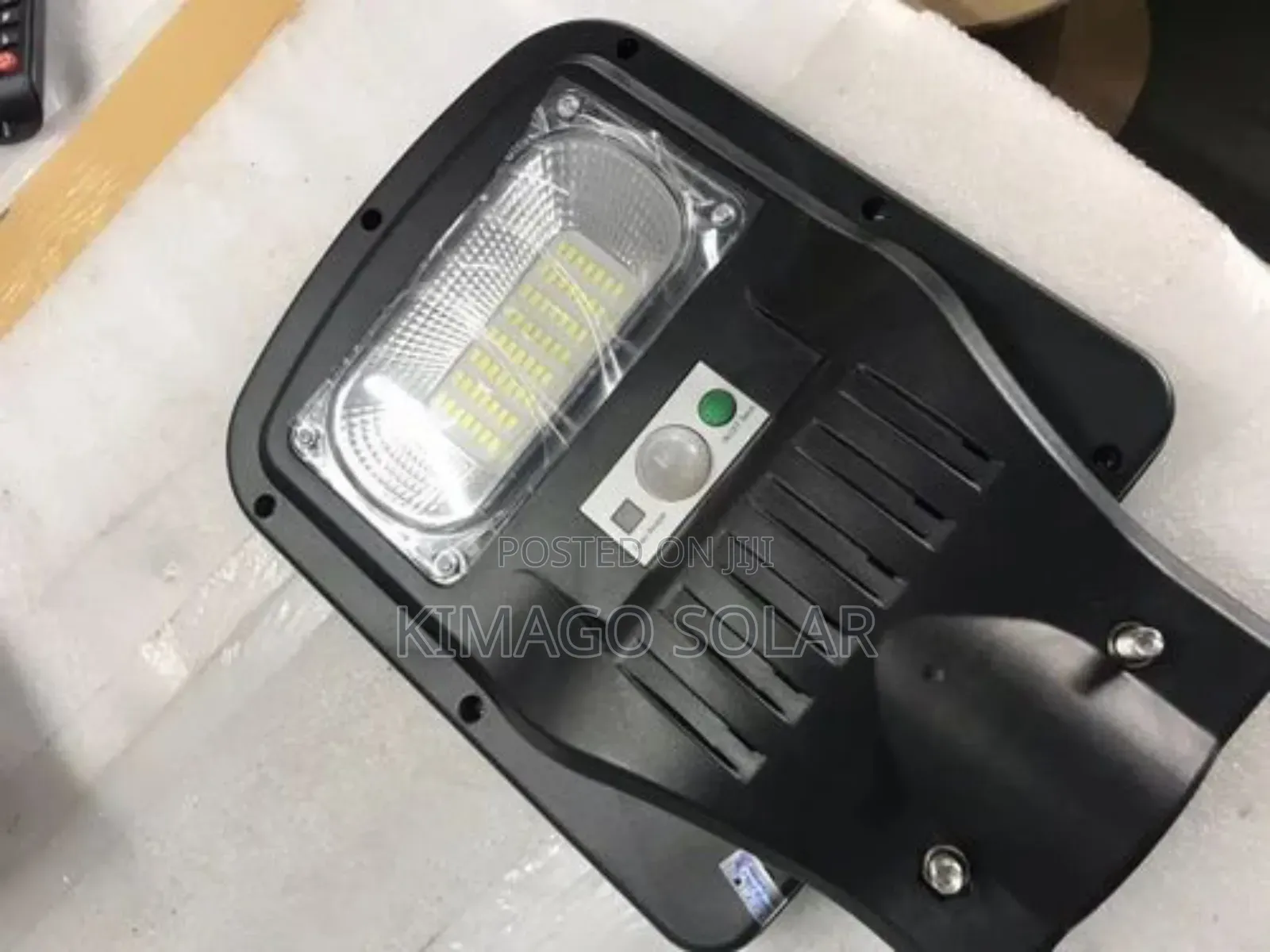 Taa Solar Nje 50w Mwanga Mkali Usiku Wote Kwa TSH 73,900 Tu!