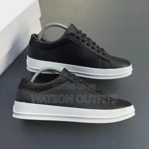 Viatu Smoothly Worn