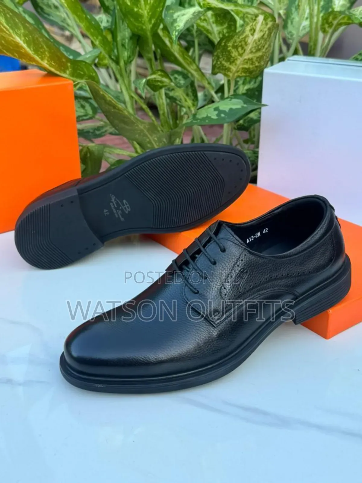 Viatu Deeply Formal