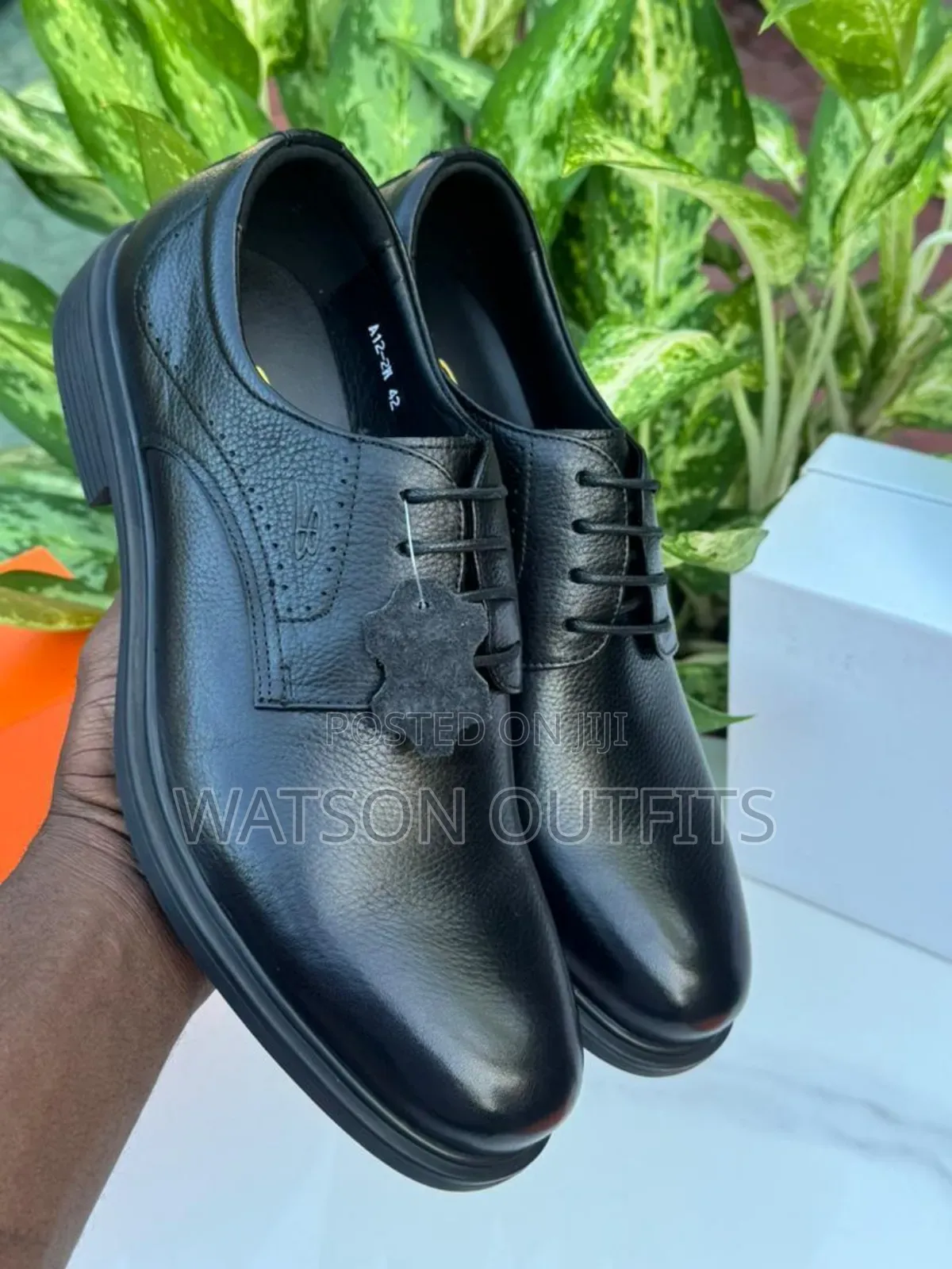 Viatu Deeply Formal