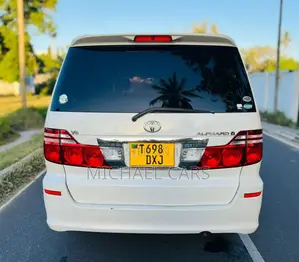 Toyota Alphard 3.0 Petrol AWD 2005 White