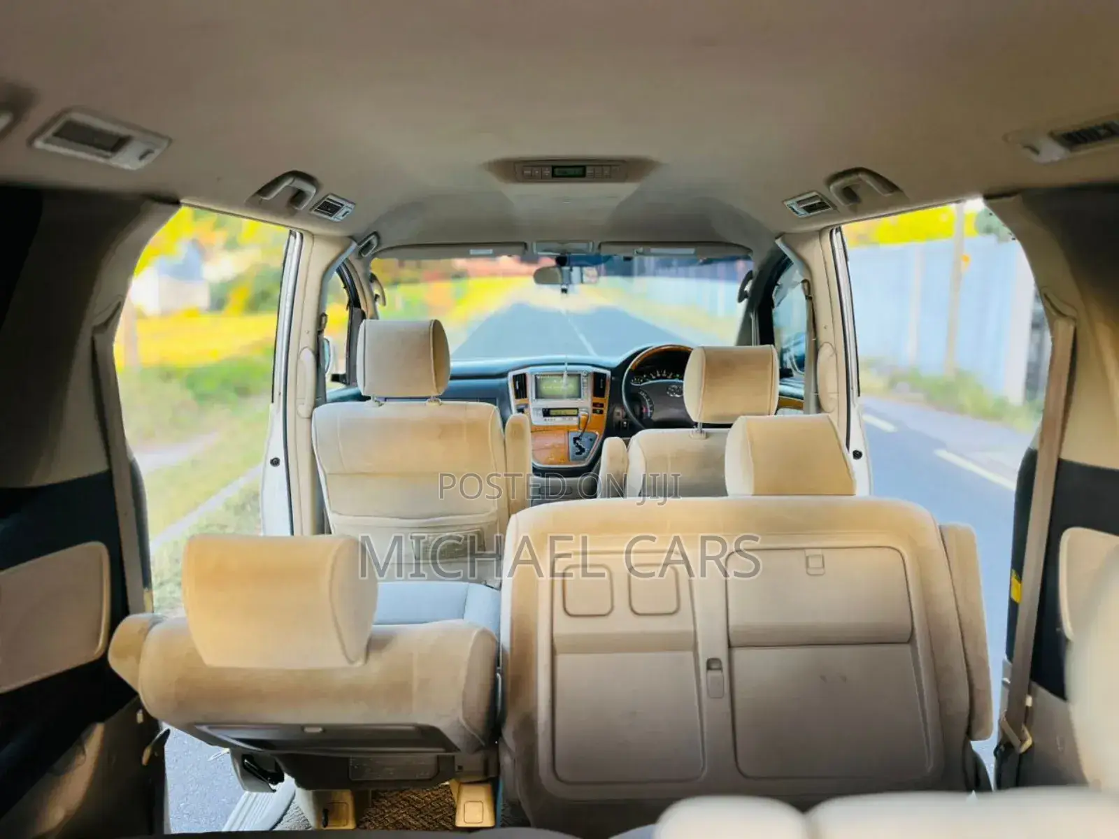 Toyota Alphard 3.0 Petrol AWD 2005 White
