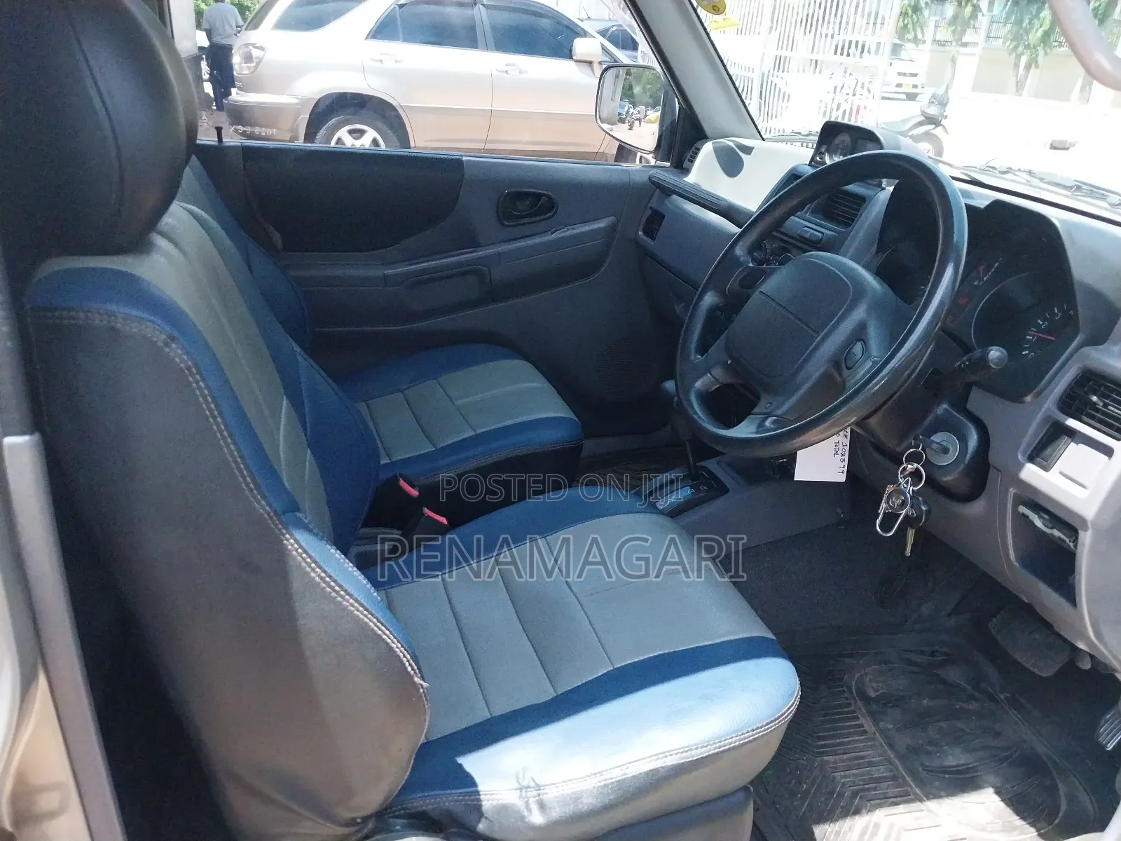 Mitsubishi Pajero Junior 1998 Silver
