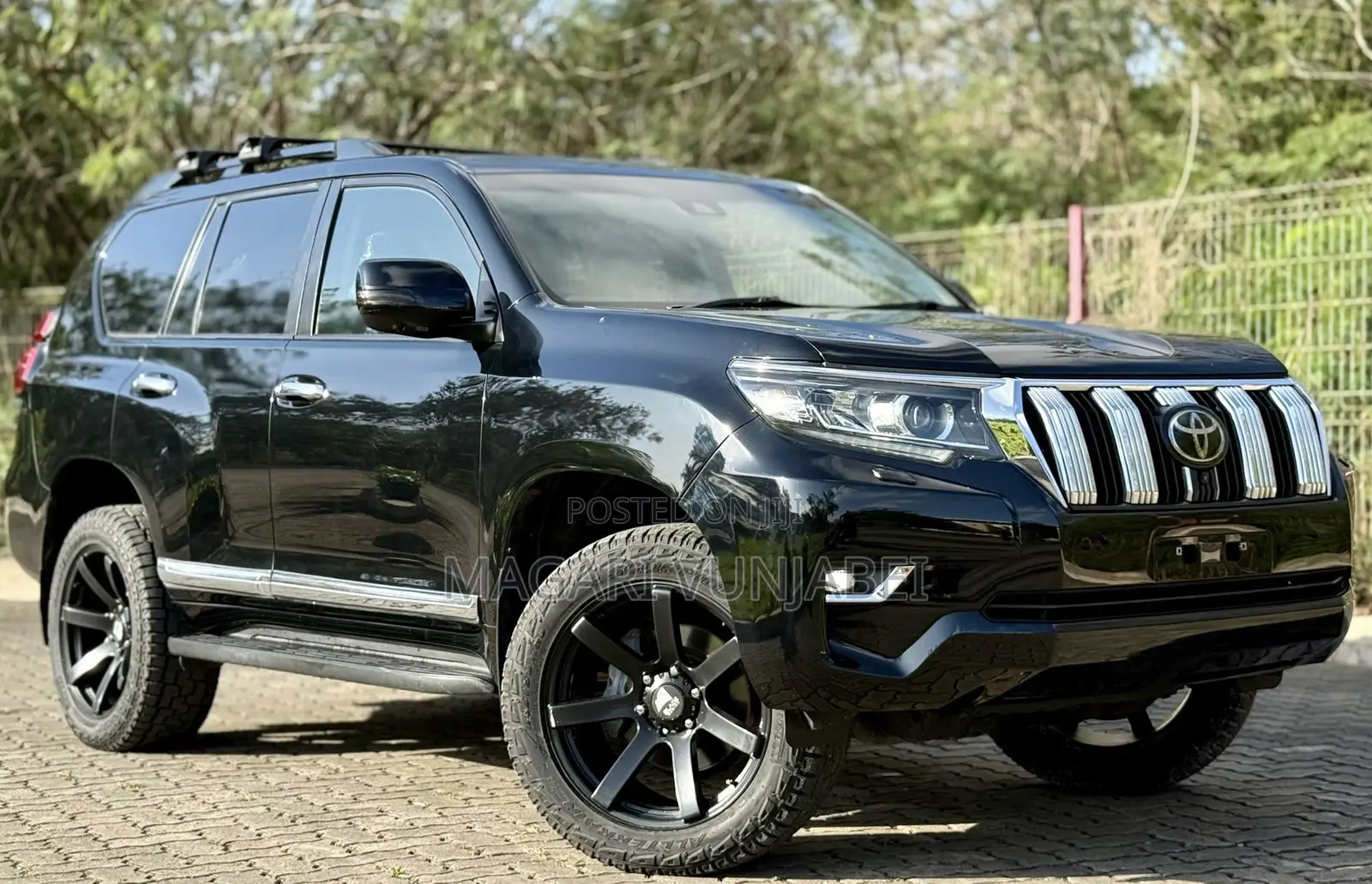 Toyota Land Cruiser 2023 Black