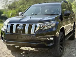 Toyota Land Cruiser 2023 Black