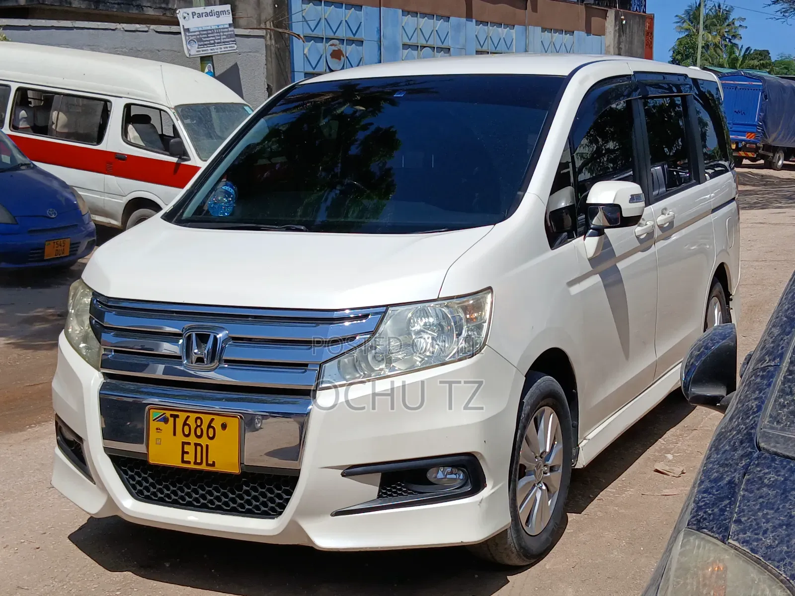 Honda Stepwgn 2010 White